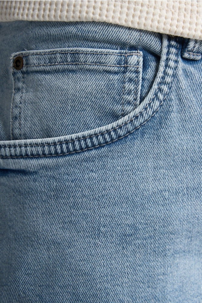 Petrol Industries blauwe heren jeans | Close up