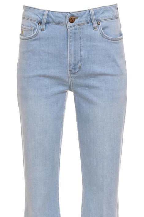 Dnm pure blauwe dames jeans | Close up