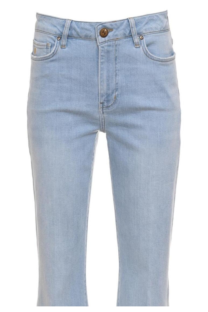 Dnm pure blauwe dames jeans | Close up