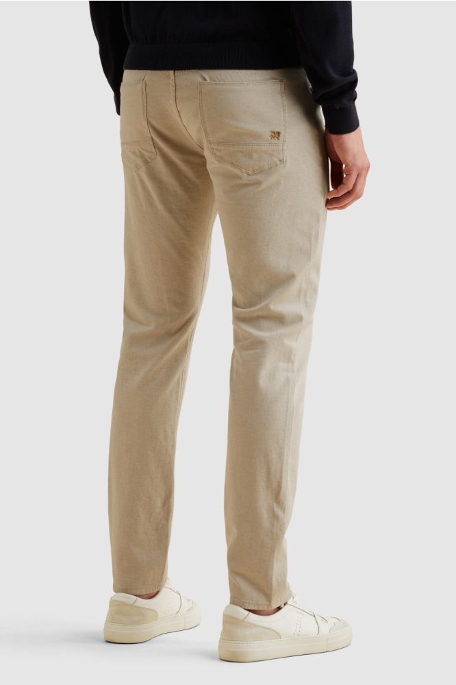 Vanguard beige heren broek | Model achteraanzicht