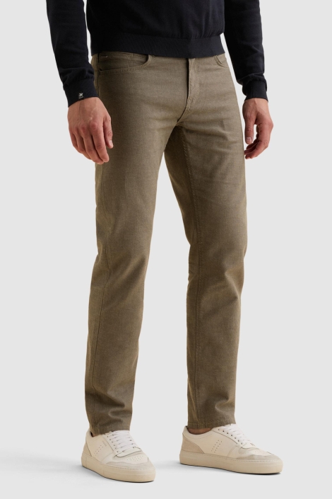 Vanguard groene heren broek | Model zijaanzicht