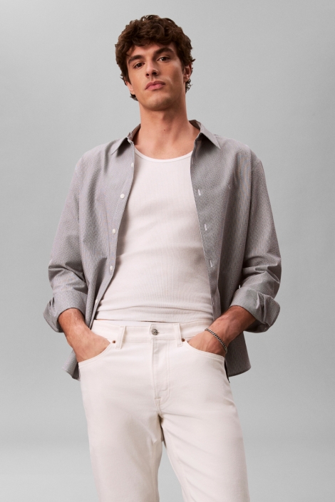 Calvin Klein witte heren jeans | Model vooraanzicht