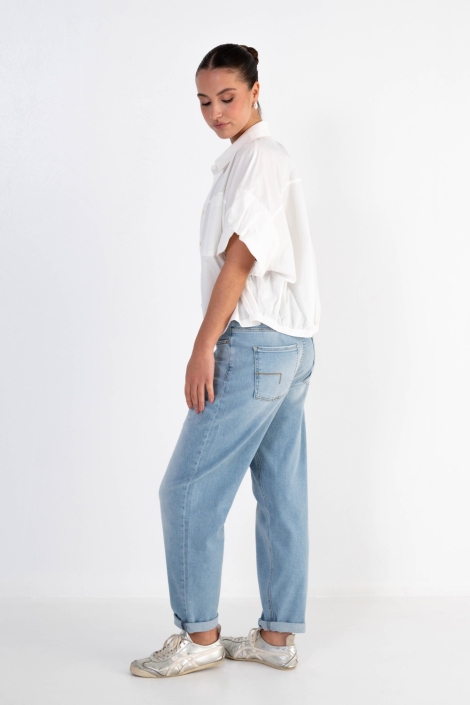 Dnm pure blauwe dames jeans | Model zijaanzicht