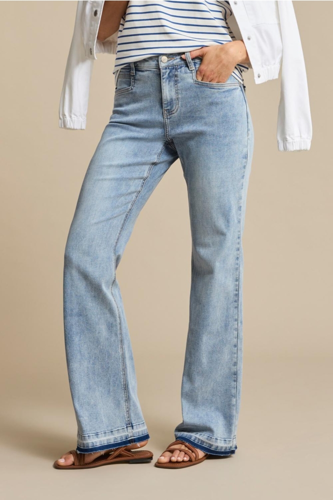 Red Button blauwe dames jeans | Sfeerbeeld, In situatie