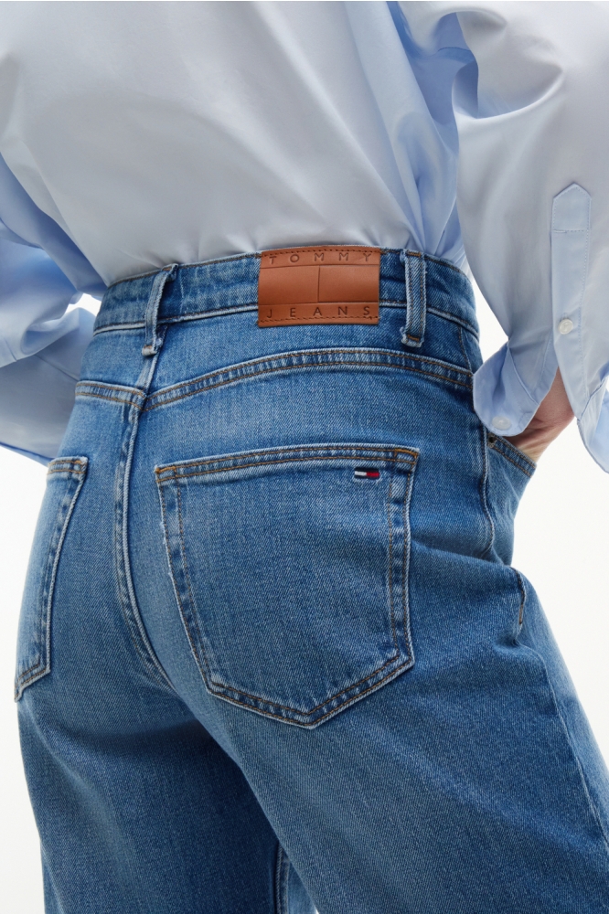 Tommy Jeans blauwe dames jeans | Close up