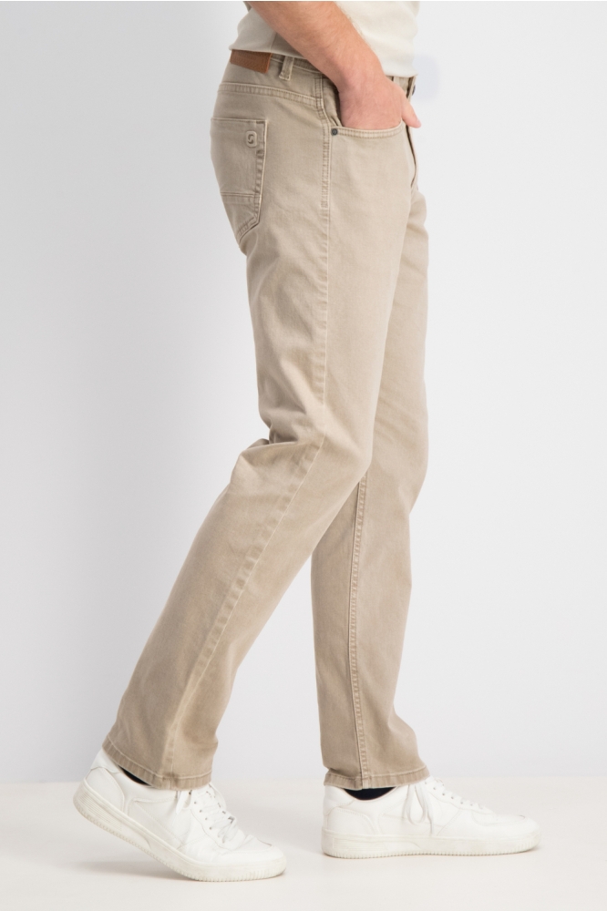 Gabbiano camel heren jeans | Model zijaanzicht