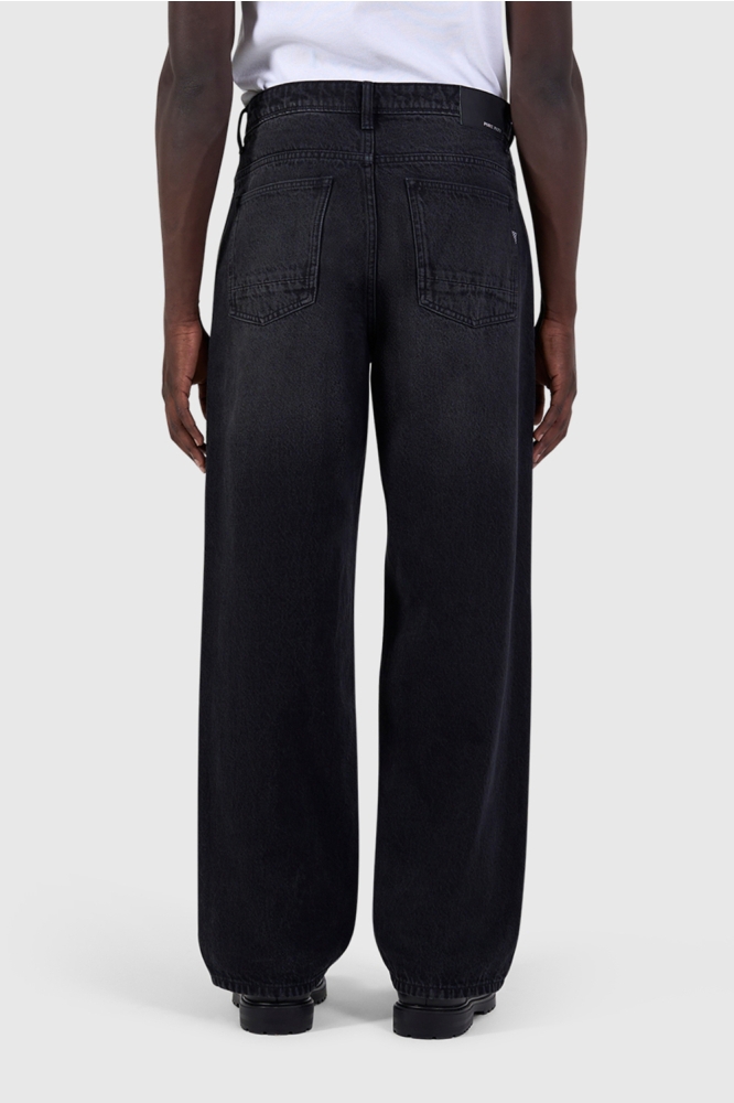 Pure Path zwarte heren jeans | Model achteraanzicht
