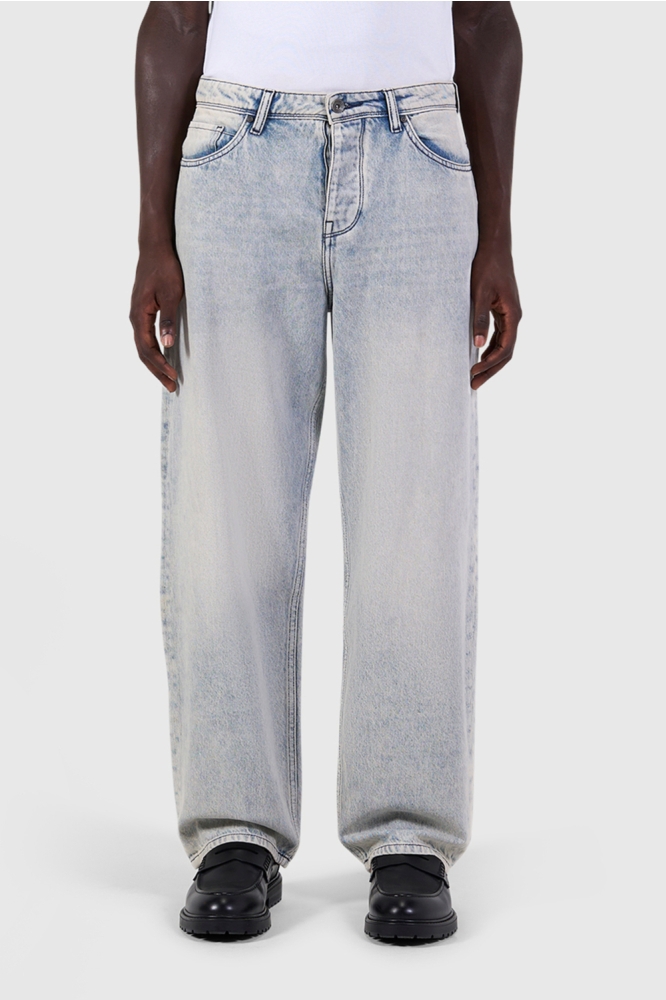 Pure Path blauwe heren jeans | Model vooraanzicht