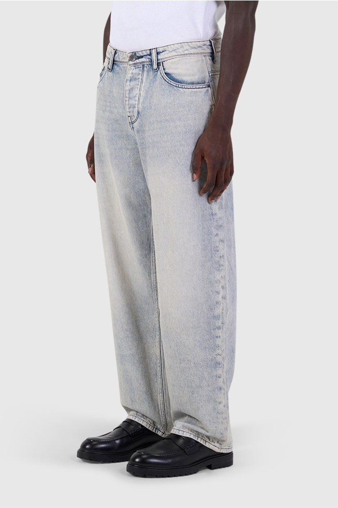 Pure Path blauwe heren jeans | Model zijaanzicht