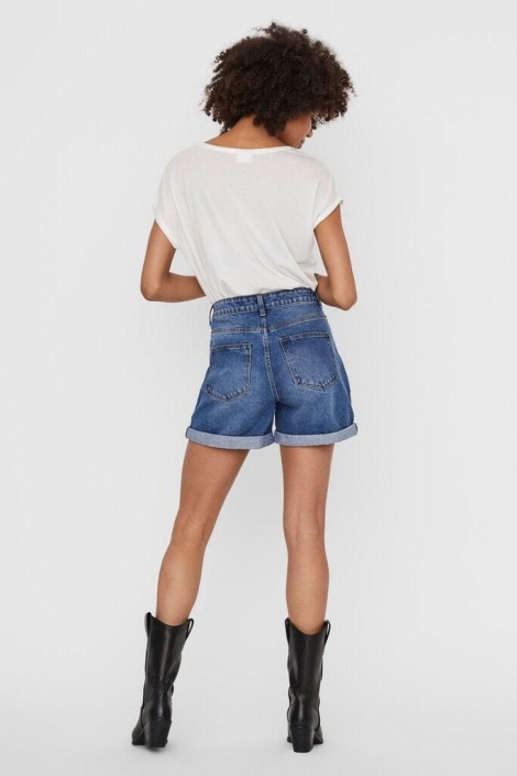 Noisy may blauwe dames korte broek | Model achteraanzicht