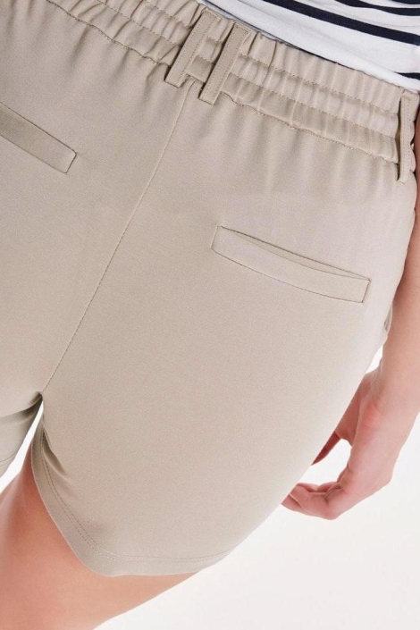 Only beige dames korte broek | Close up