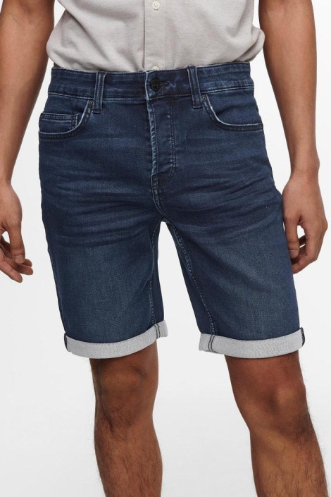 Only & Sons blauwe heren korte broek | Model vooraanzicht