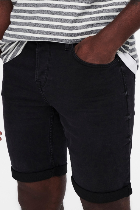 Only & Sons zwarte heren korte broek | Model vooraanzicht