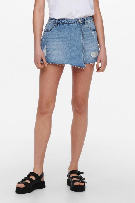 Only blauwe dames korte broek | Model vooraanzicht