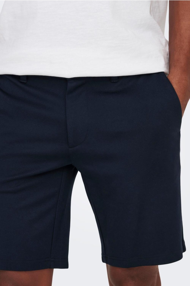 Only & Sons blauwe heren korte broek | Close up