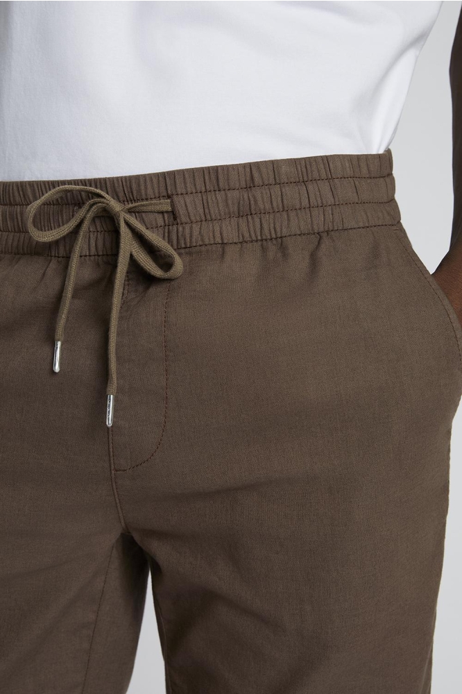 Matinique bruine heren korte broek | Close up
