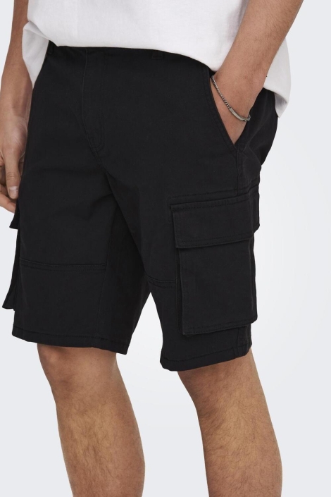 Only & Sons zwarte heren korte broek | Close up