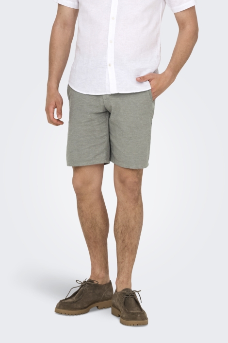 Only & Sons grijze heren korte broek | Model vooraanzicht