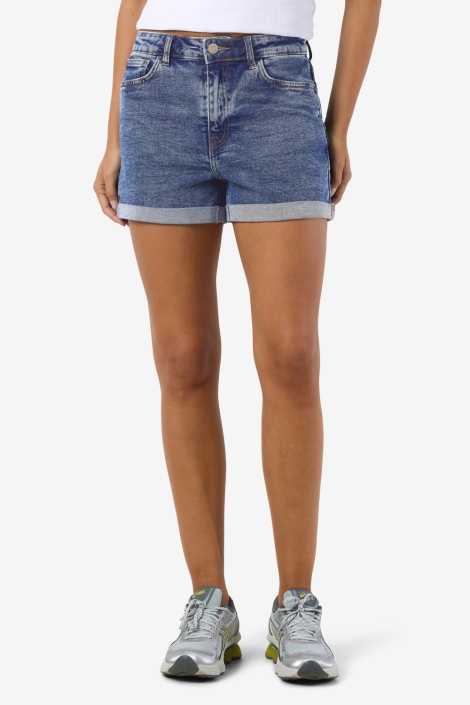 Noisy may blauwe dames korte broek | Model vooraanzicht