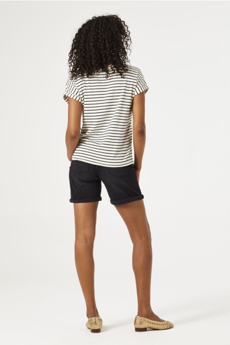 Garcia zwarte dames korte broek | Model achteraanzicht