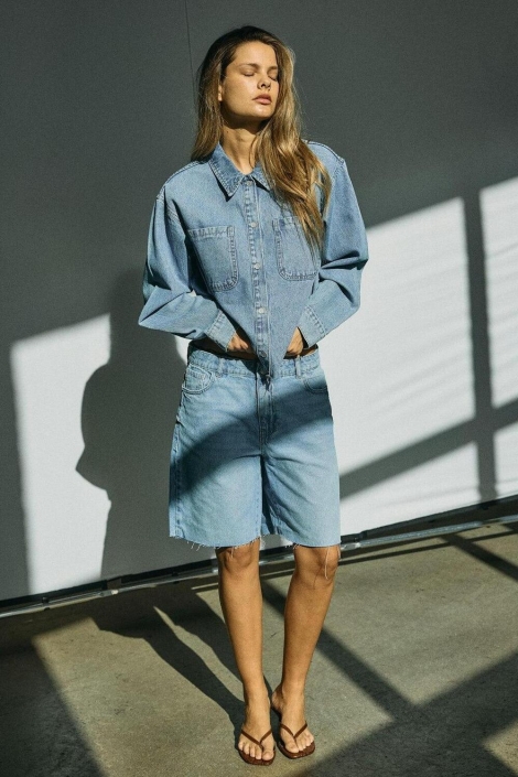 Noisy may blauwe dames korte broek | Sfeerbeeld, In situatie