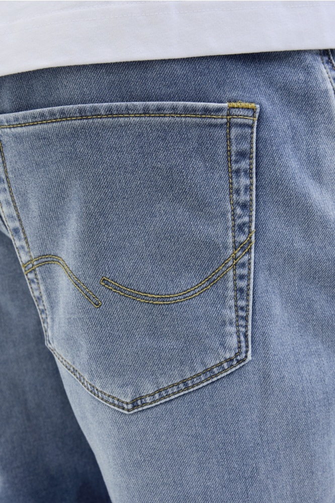 Jack & Jones blauwe heren korte broek | Kleurstaal