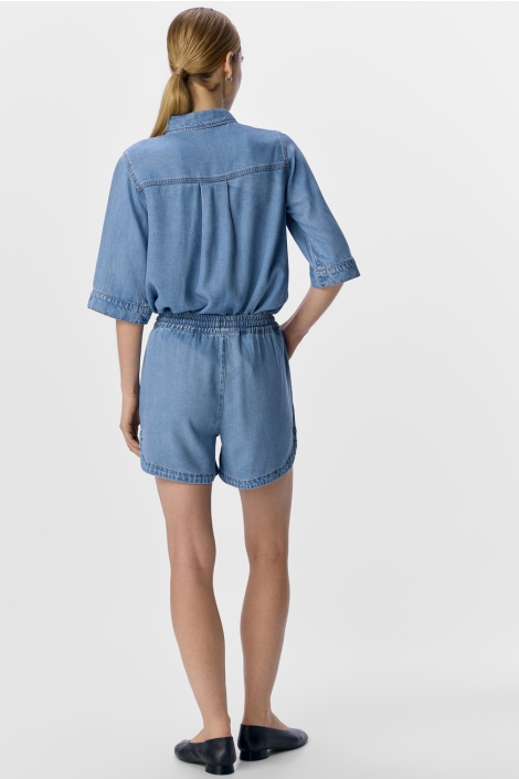 Object blauwe dames korte broek | Model