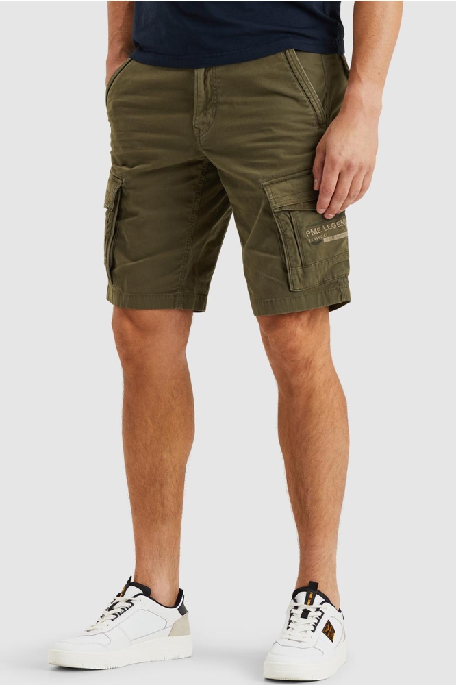PME legend groene heren korte broek | Model zijaanzicht