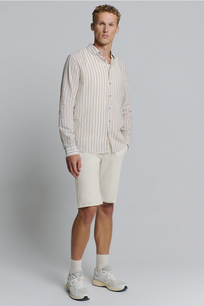 NO-EXCESS beige heren korte broek | Model