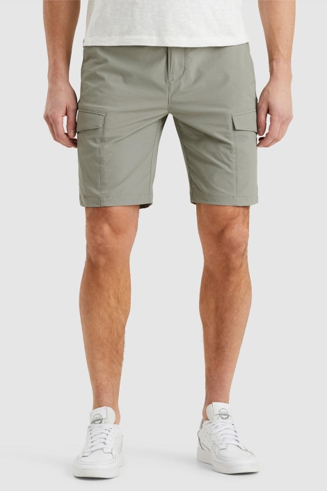 Cast Iron groene heren korte broek | Model vooraanzicht