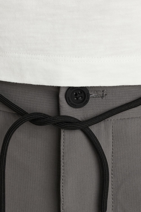 Cast Iron grijze heren korte broek | Close up