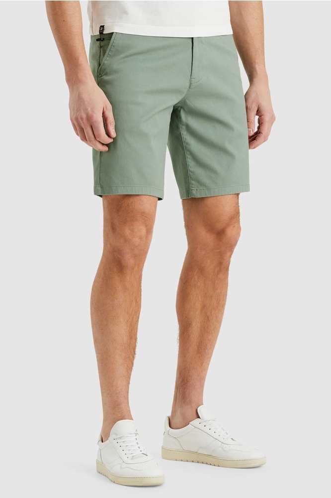 Vanguard groene heren korte broek | Model zijaanzicht