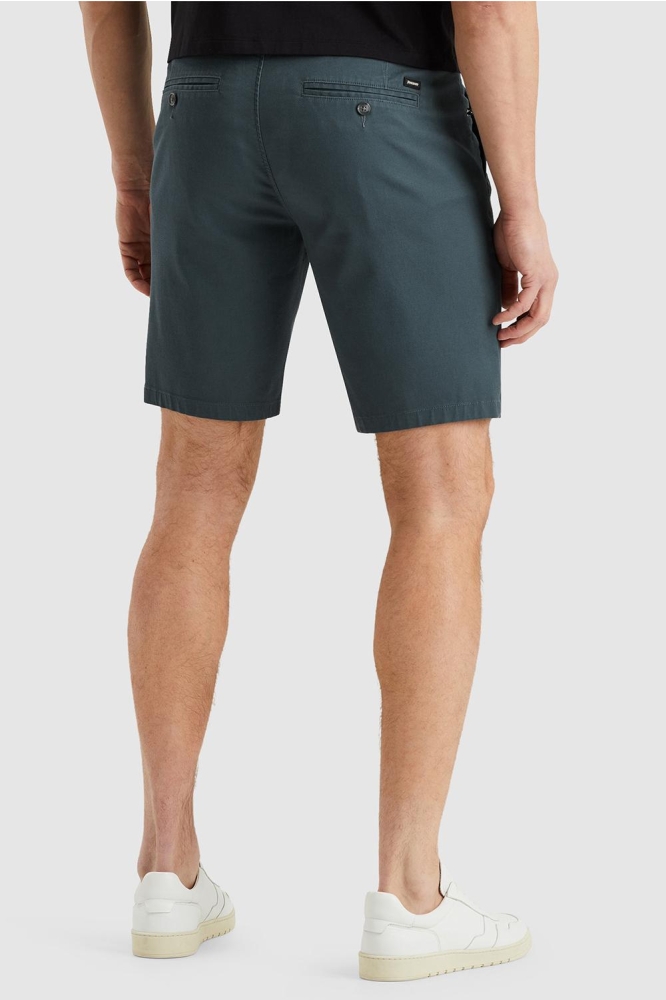 Vanguard groene heren korte broek | Model achteraanzicht