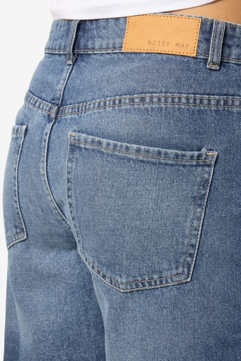 Noisy may blauwe dames korte broek | Close up