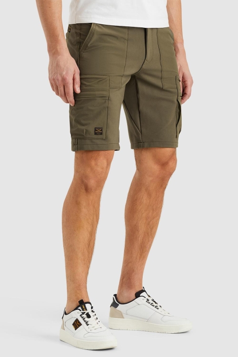 PME legend groene heren korte broek | Model zijaanzicht