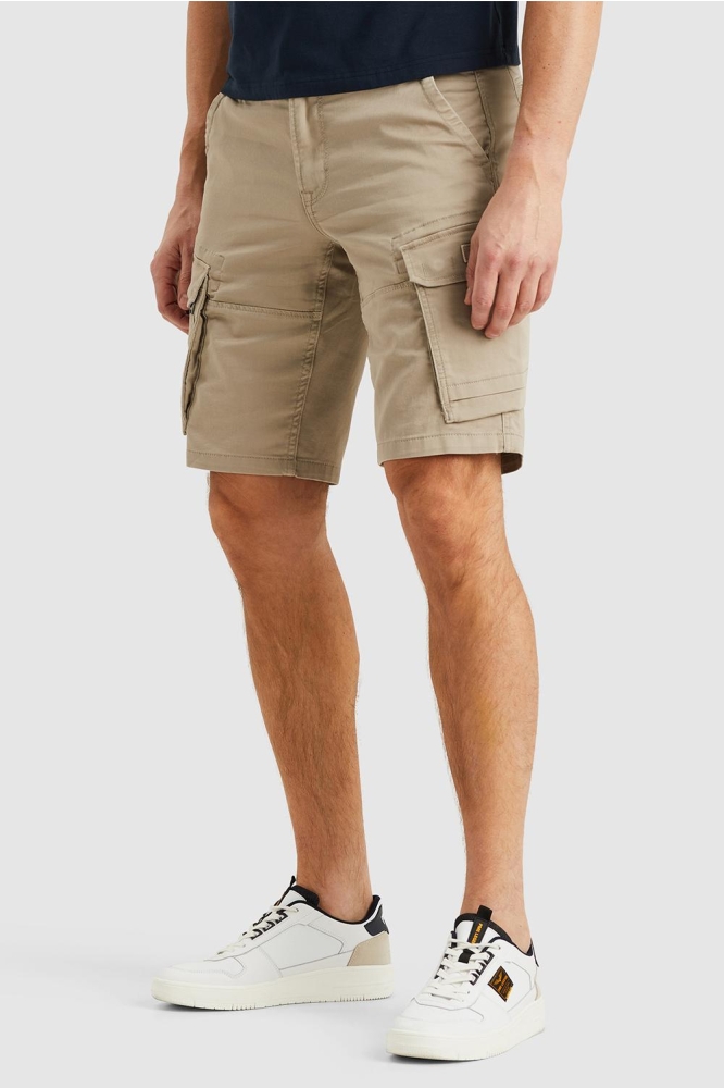 PME legend beige heren korte broek | Model zijaanzicht