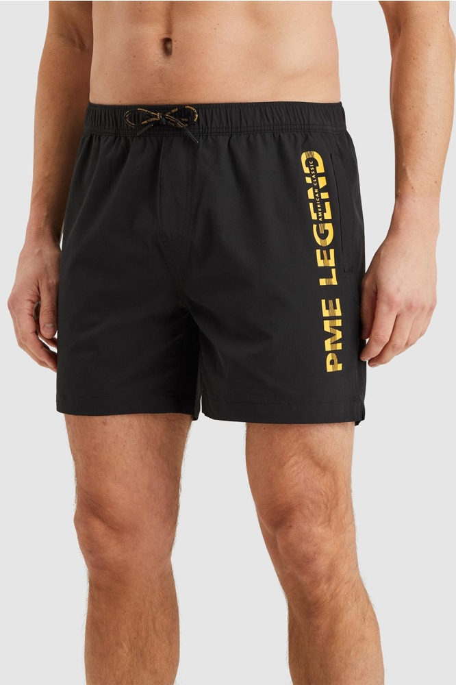 PME legend zwarte heren korte broek | Model zijaanzicht