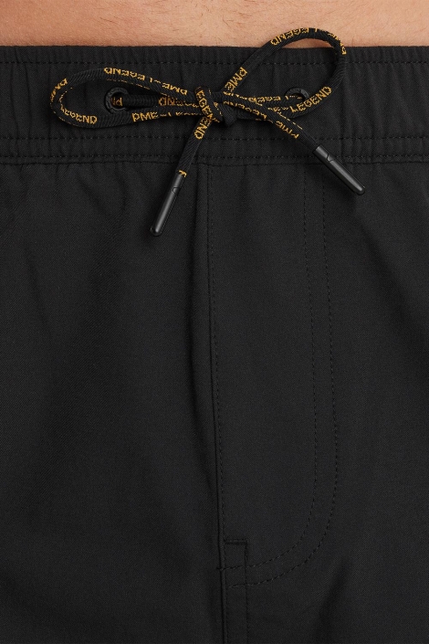 PME legend zwarte heren korte broek | Close up
