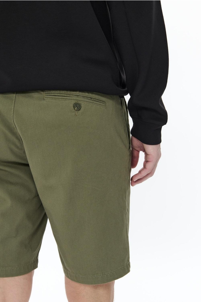 Matinique groene heren korte broek | Close up