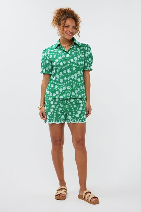 Ydence groene dames korte broek | Model