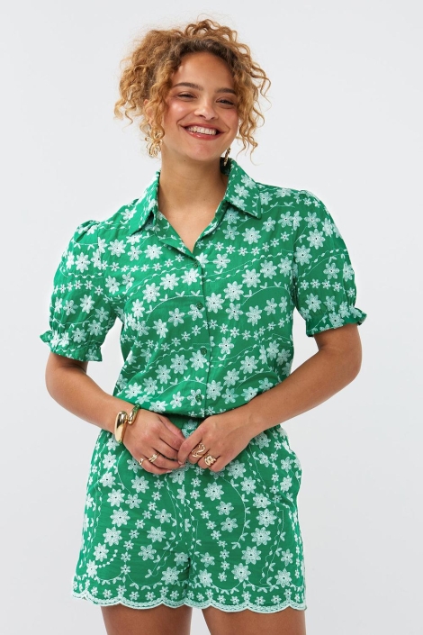 Ydence groene dames korte broek | Model