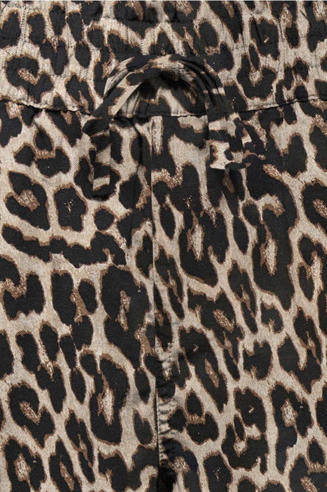 Only beige dames korte broek | Close up