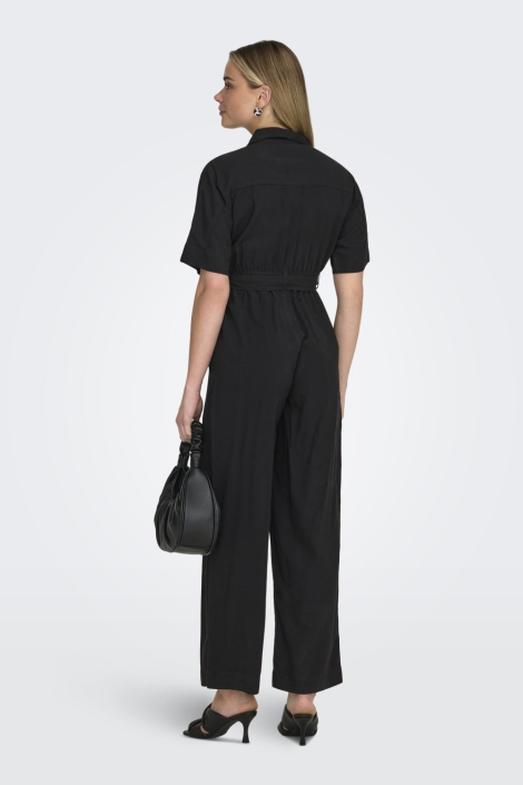 Only zwarte dames jumpsuit | Model achteraanzicht