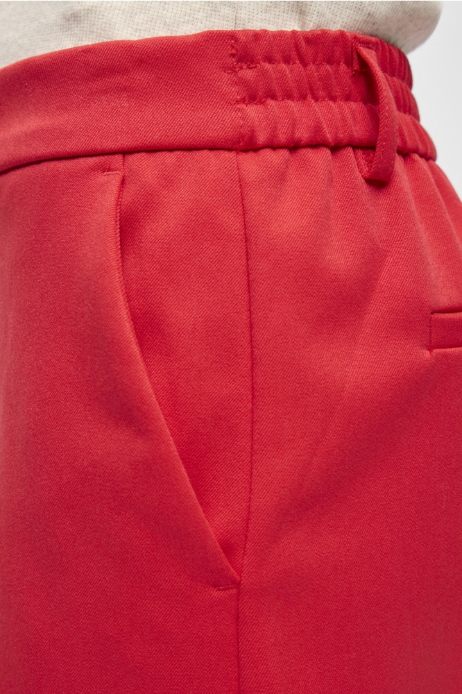 Object rode dames korte broek | Close up