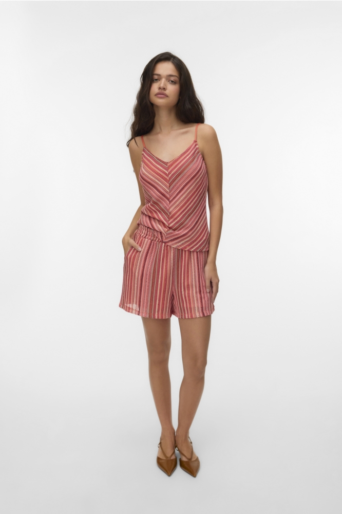 Vero Moda roze dames korte broek | Model