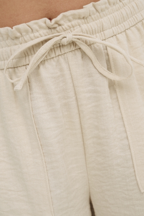 Jacqueline de Yong beige dames korte broek | Close up