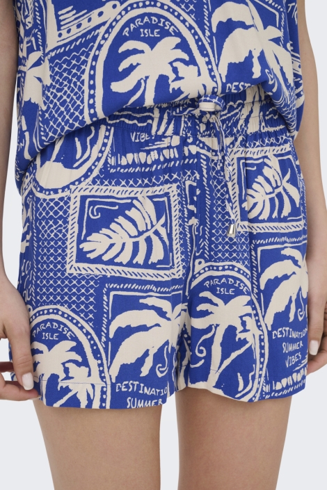 Jacqueline de Yong blauwe dames korte broek | Model vooraanzicht