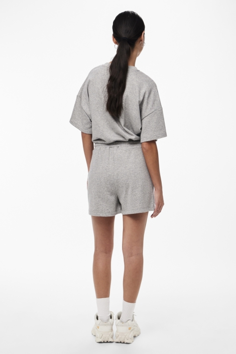 Pieces grijze dames korte broek | Model