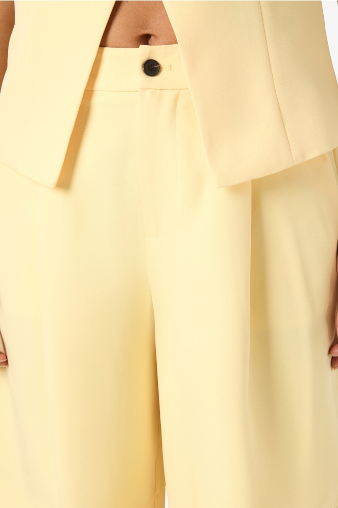 Noisy may gele dames korte broek | Close up