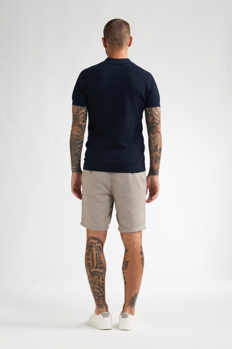 Petrol Industries zand heren korte broek | Model achteraanzicht